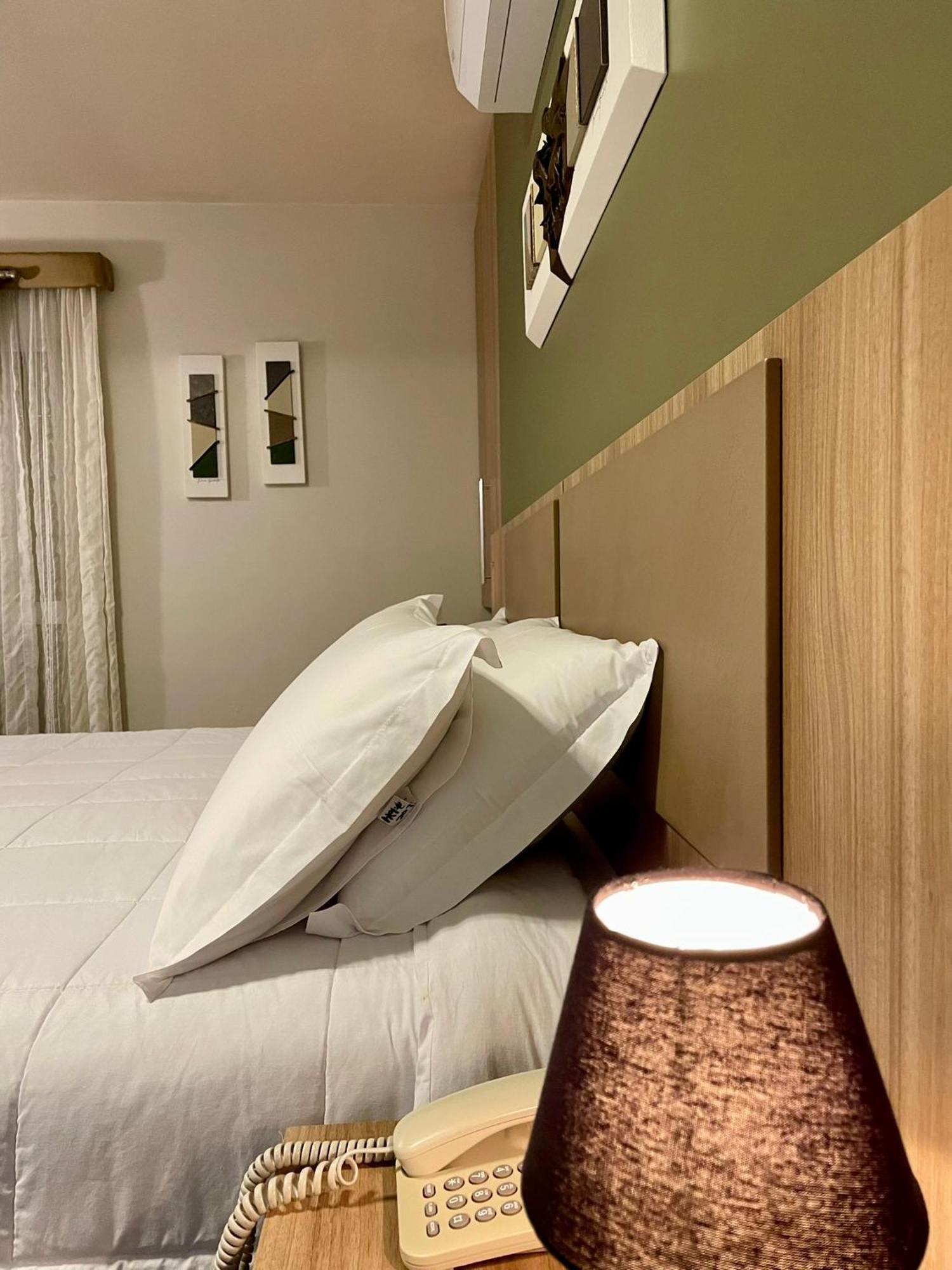 Locanda Hotel โนวูอัมบูร์โก ภายนอก รูปภาพ