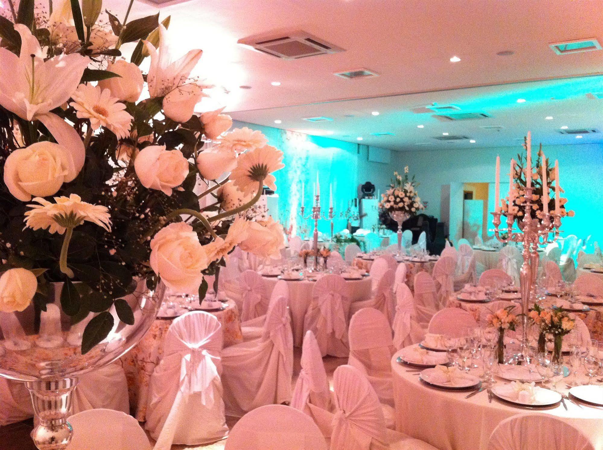 Locanda Hotel โนวูอัมบูร์โก ภายนอก รูปภาพ